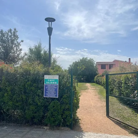 La Dolce Free Parking